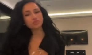 Bhad Bhabie Live Nip Slip Video