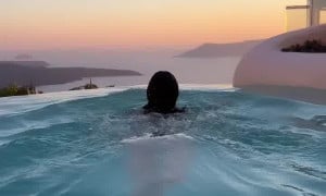 Demi Rose Hot striping in pool new vid-update