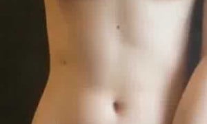 Bella Poarch  Nude Pussy Masturbation Video 