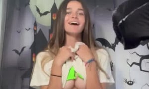 Megnutt02 Nude Tits Flash  Video 