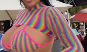 Val2legit sexy show erotic body on beach So hot