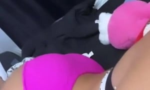 Emarrbb nude show on bed...