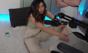 Pokimane Shows Her Feet Up Close on Twitch Livestream