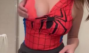 Sophieraiin Spider Girl Tease
