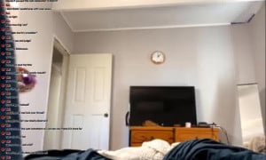 Aussie Chick's Wild Dildo Masturbation