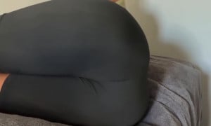 Ebony Farts in Tights.