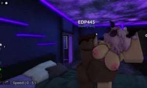 Banging the most sluttiest bitch on roblox