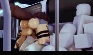 Aciendolo en el tren con una emo y dos bots