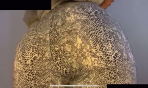 Really hot girl farting