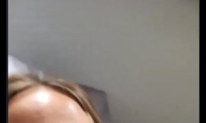 omegle - blonde chick uses her vibrator to cum mul
