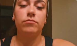 Diane fart live 3