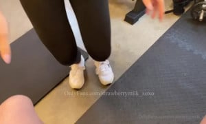 Strawberrymilk Gym Workout Sextape