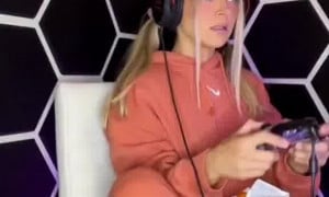 Natalie Decker - Sexy with erotic body...
