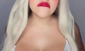 Dulce Viri - Sexy with erotic body