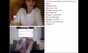 19 year old shows tits for STRANGER cum