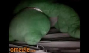 hot girl fucks her pussy with a brush on omegle
