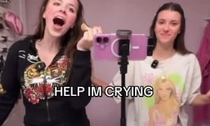 Hot Youtuber Girls Farting - Vid 1