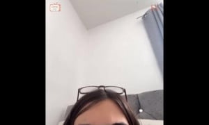 [OME.TV] Super Busty UK Chick Bating w/ A Brush