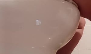 Releasing some farts on my bowl