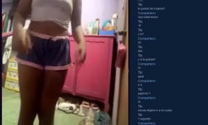 Omchater Flingster Latina Shows Body