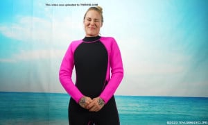 Woman farts in scuba suit (short video)