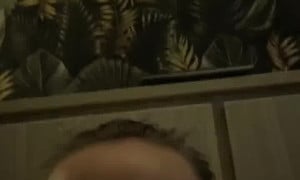 Girl farting - video 844