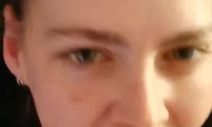 Maler Louise Sluger Et Kæmpe Cumshot