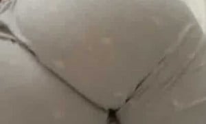 Unicornwif3y Shakes Her Booty In Slow Motion