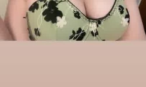 Mistymaeefox Tempts With Her Tit Slit