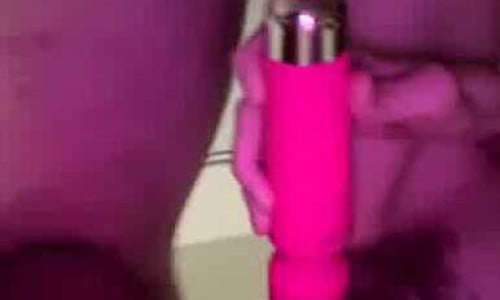 Lexilovespink21's Pussy Gets Fucked