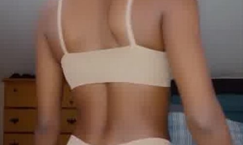 Chocolatebutterfly22 Teases Naughty On Cam