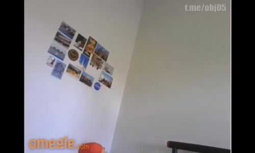 [Omegle🔊] Fingering & Hairbrush Fucking