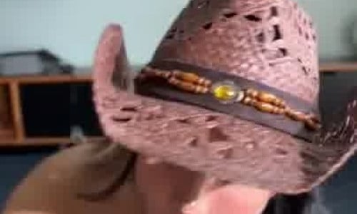 Cowgirl Minitinah Rides A Dick After BJ