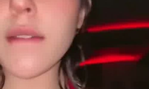 Hannapunzel Flashes Her Cute Tits