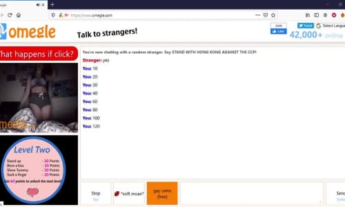 Cute Girl Flashes on Omegle