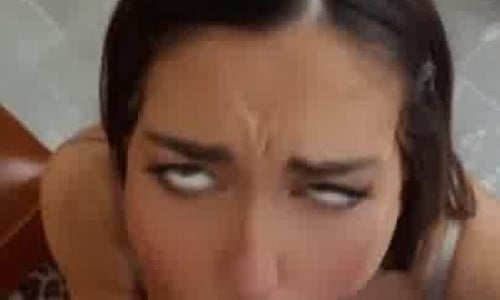 Pretty Goddess Olivia Mae Sucks On Hard Cock