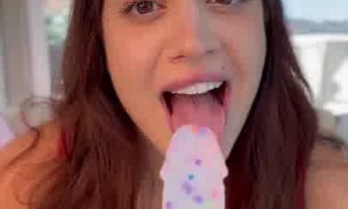 Mia Monroe In A Masturbation Session