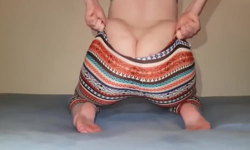 Cupping and Sniffing Her Own Farts