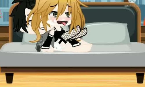 Lizzy catches Mike masterbateing and does something about it