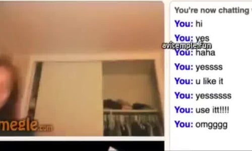Sexy Cutie Gets Horny on omegle