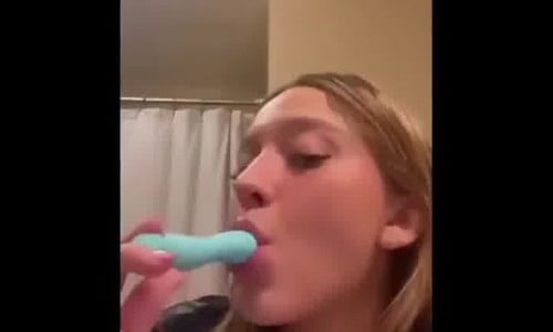 Volleyball Teen (absolutely flawless) Playing Very