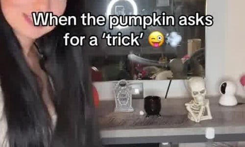 Girl farting in leather