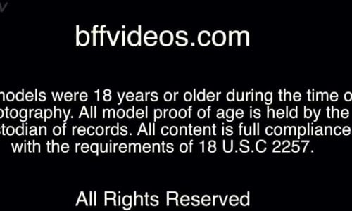 Lola ... and monaliza face farting