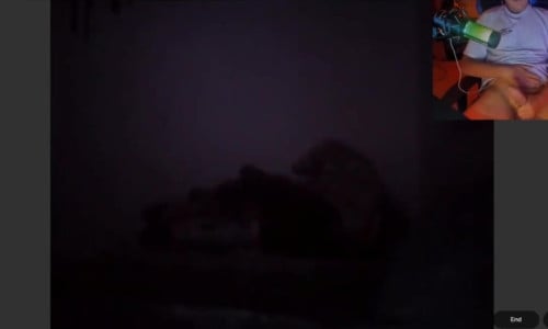 Multiple Ladys Watch Him Jerk on Webcam